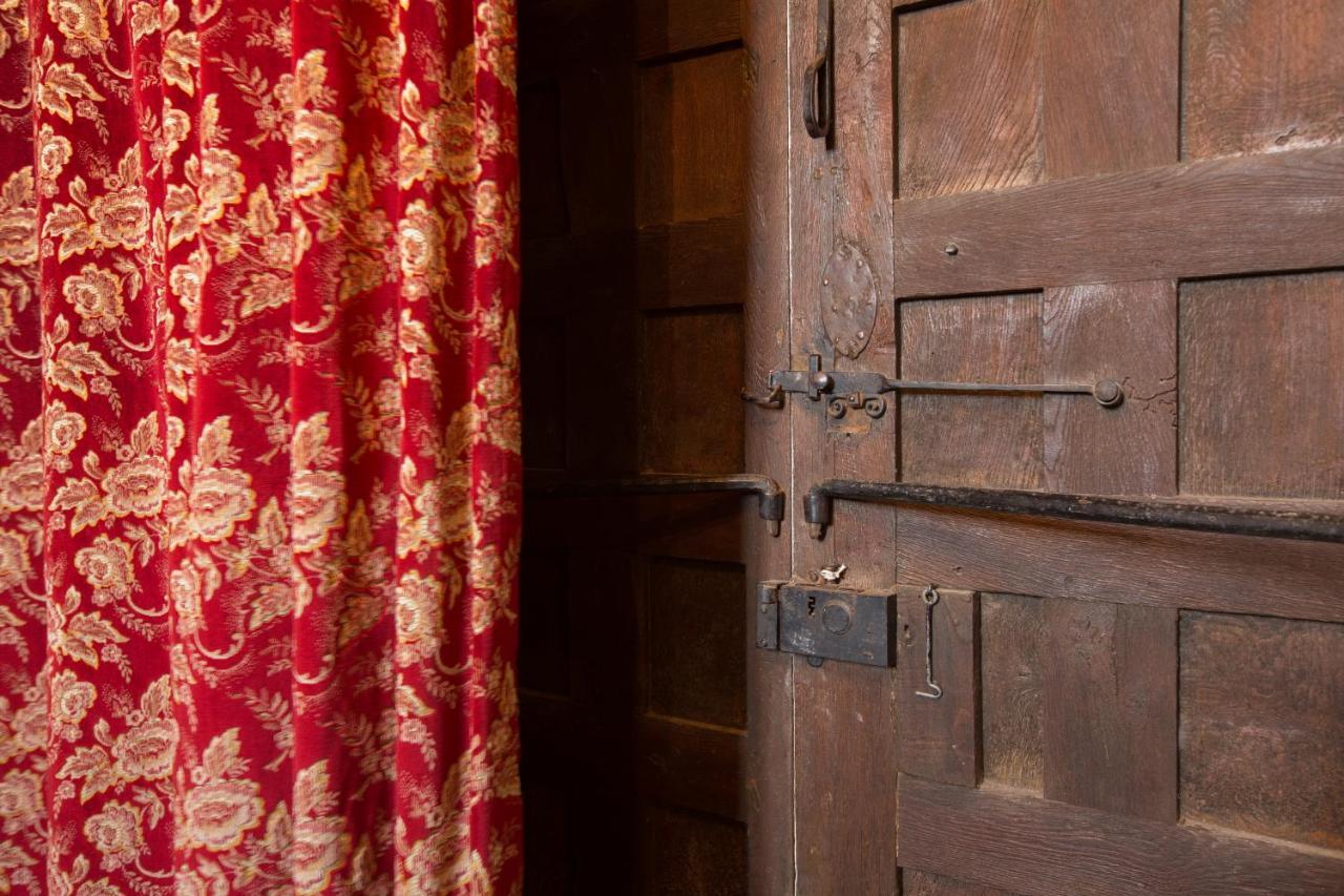 Le Logis D'Equilly Bed & Breakfast Exterior photo
