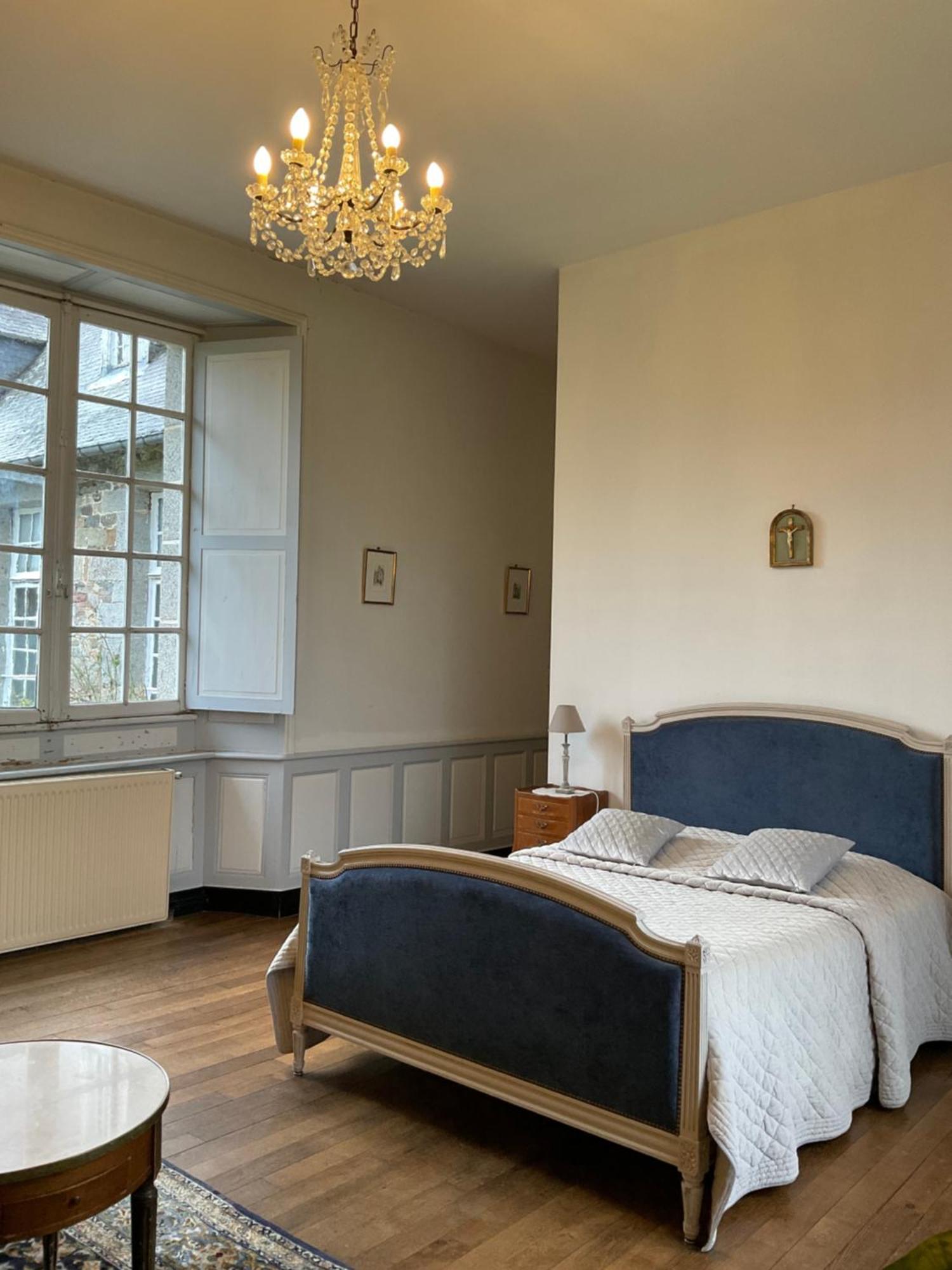 Le Logis D'Equilly Bed & Breakfast Exterior photo