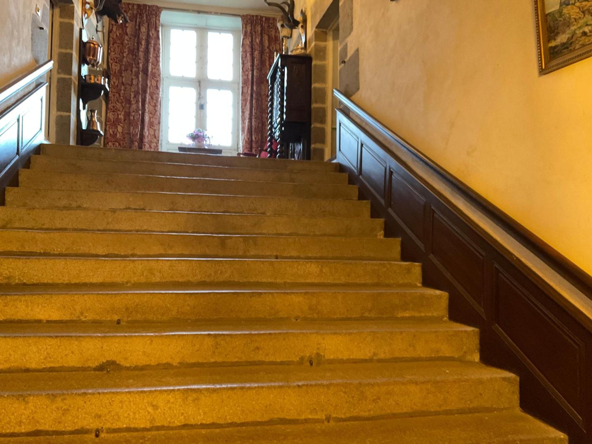 Le Logis D'Equilly Bed & Breakfast Exterior photo