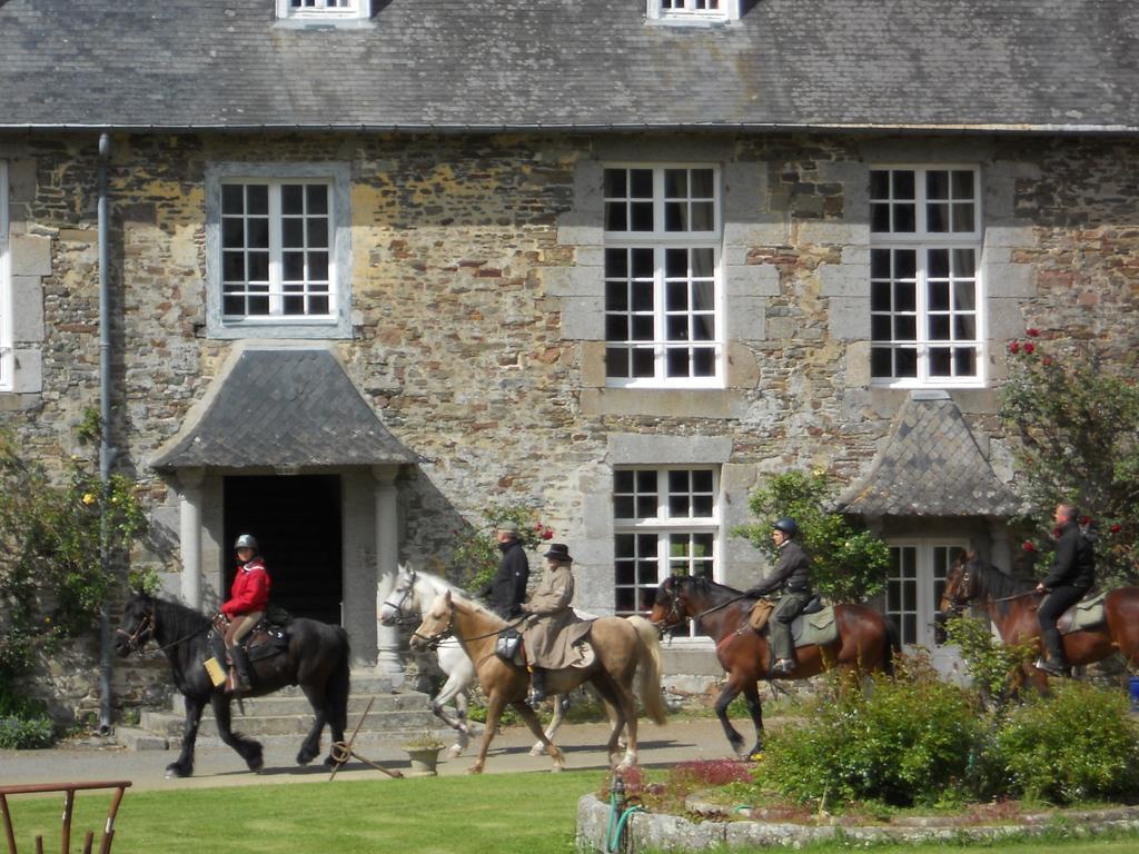 Le Logis D'Equilly Bed & Breakfast Exterior photo